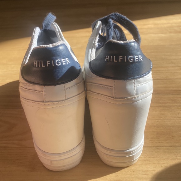 tommy hilfiger platforms - Picture 2 of 5